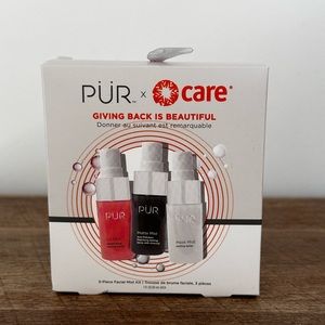 Pur cosmetics gift set